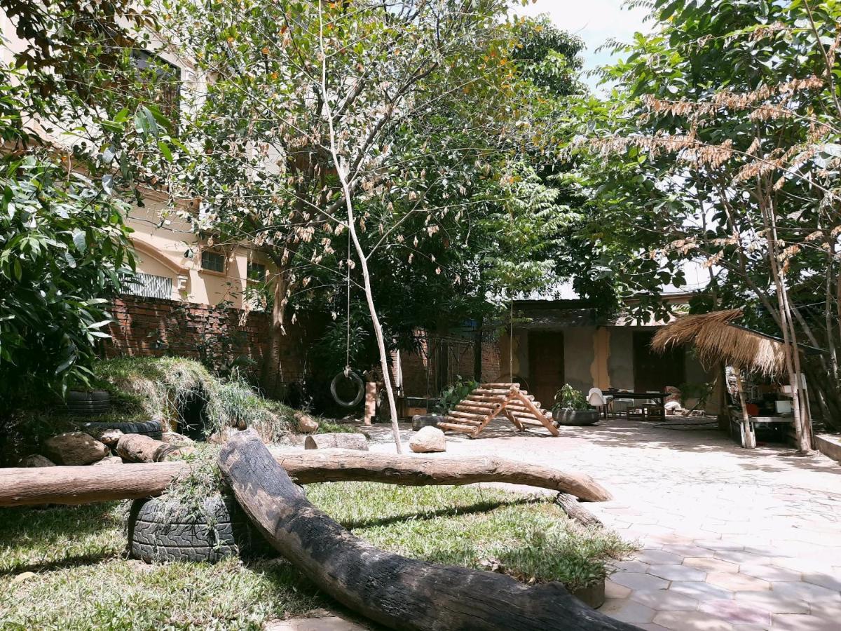 Makers Guesthouse Siem Reap Esterno foto