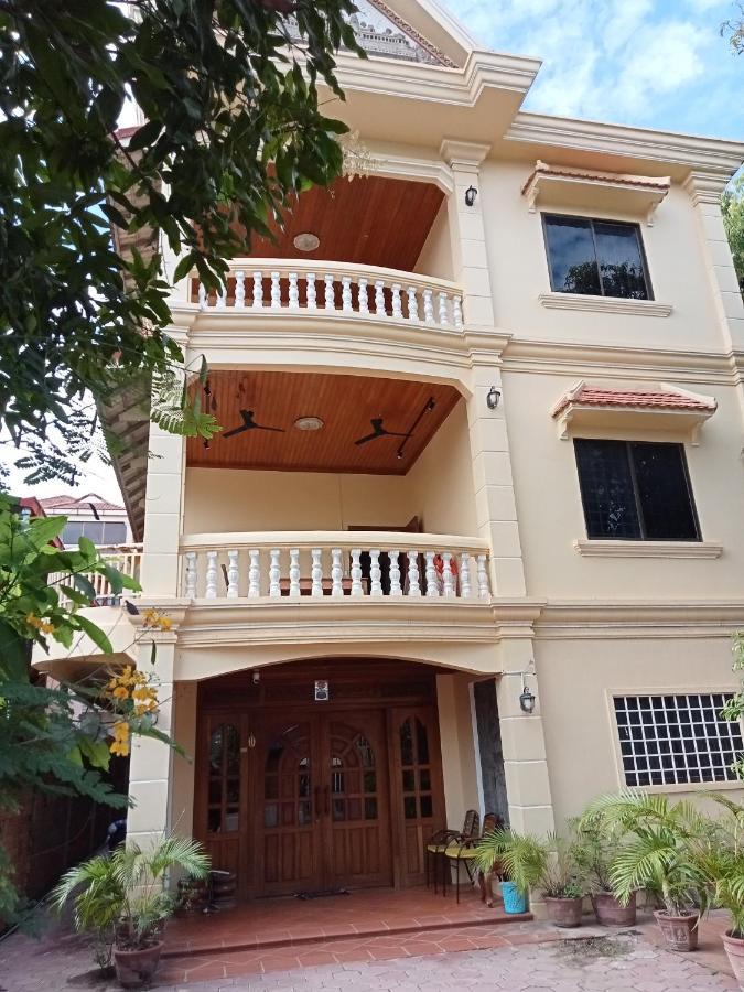 Makers Guesthouse Siem Reap Esterno foto
