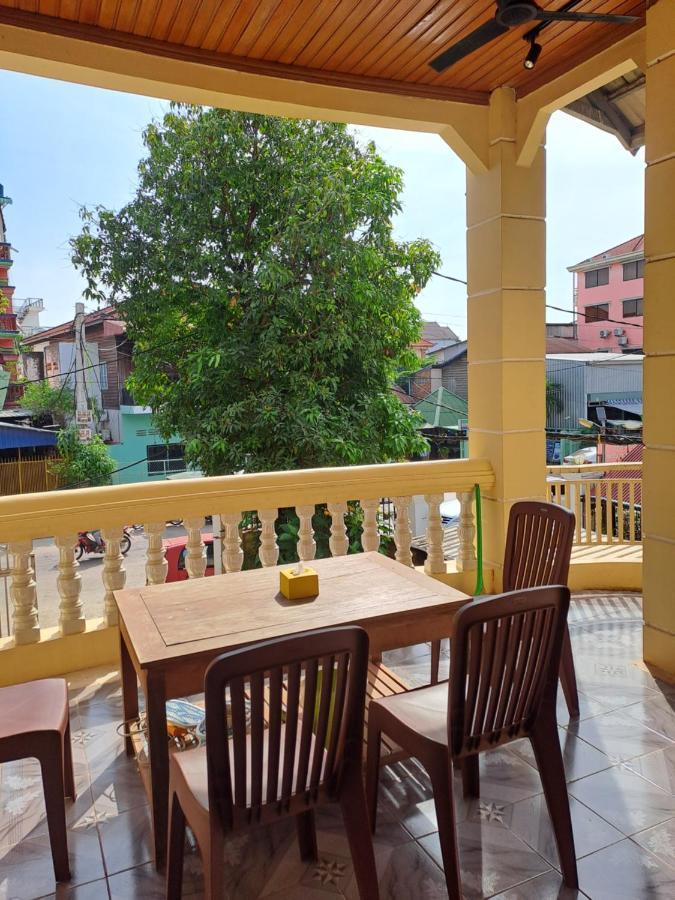 Makers Guesthouse Siem Reap Esterno foto