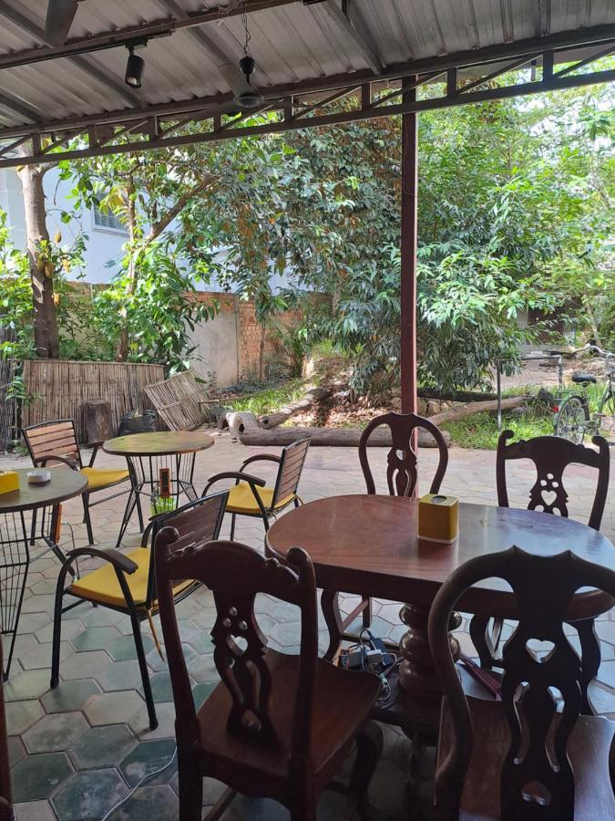 Makers Guesthouse Siem Reap Esterno foto